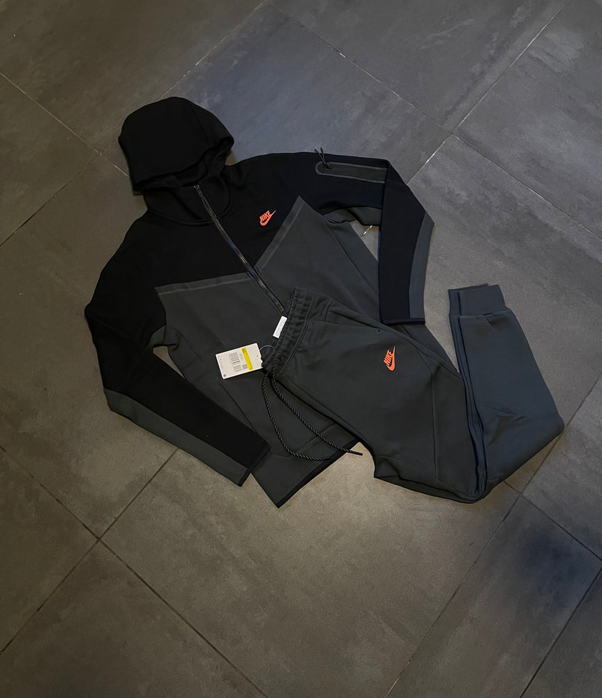 Nike Tech Fleece Orange & Black ( Full Set )